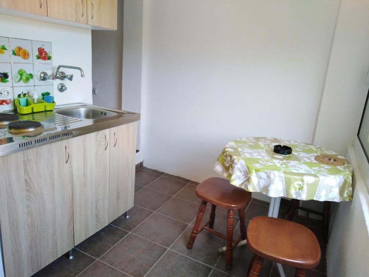 Apartament Dom Za Odmor J&S Sutomore Zewnętrze zdjęcie
